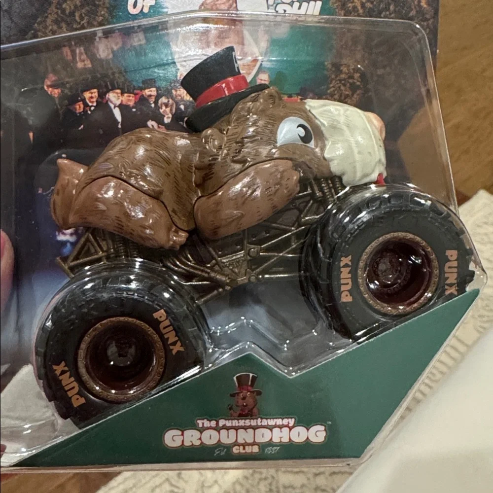 Monster Jam Groundhog Toy Truck - Brown and Black - Picture 3 of 4